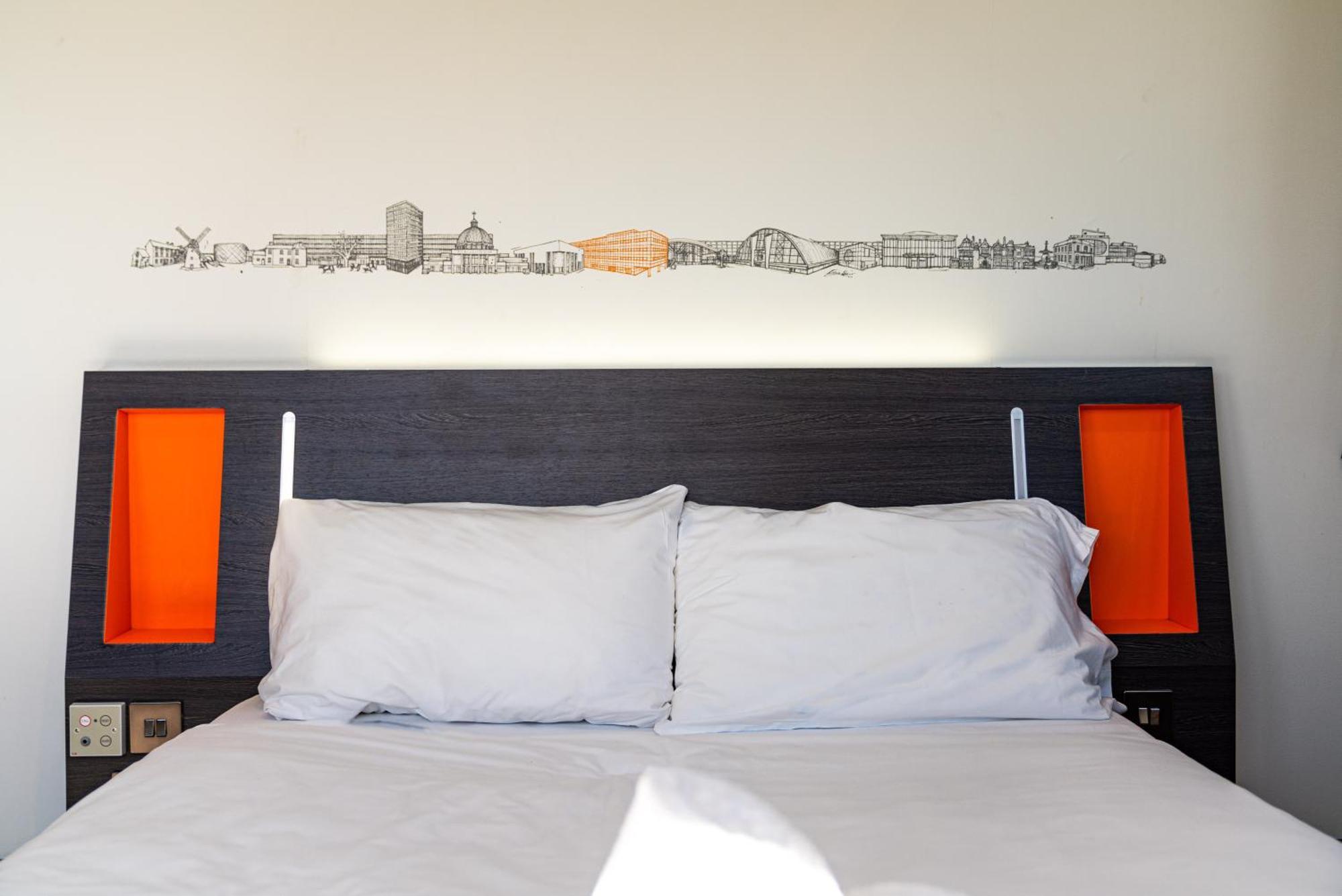Hotel Easyhotel