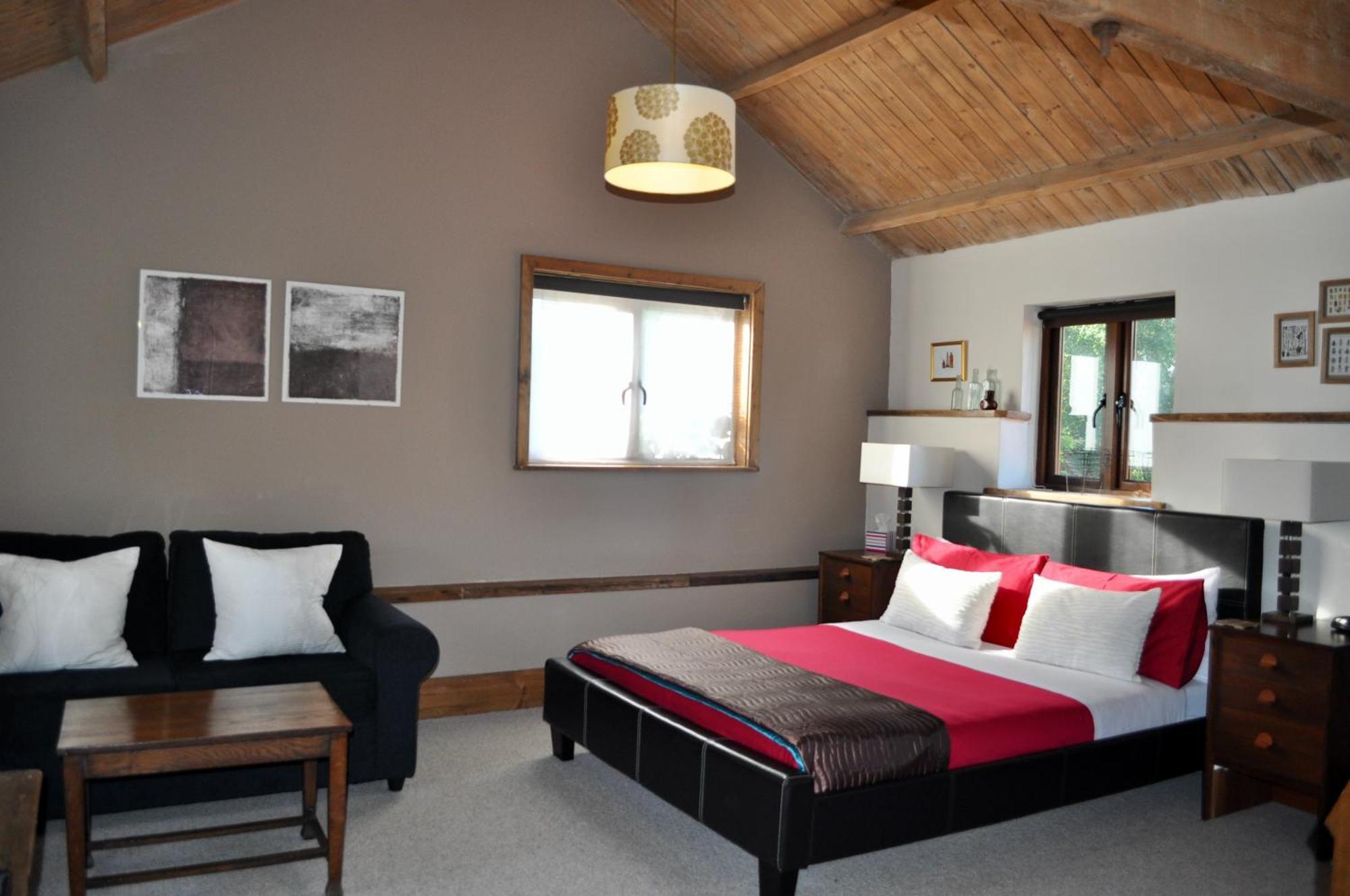 Farm 3* Milton Keynes