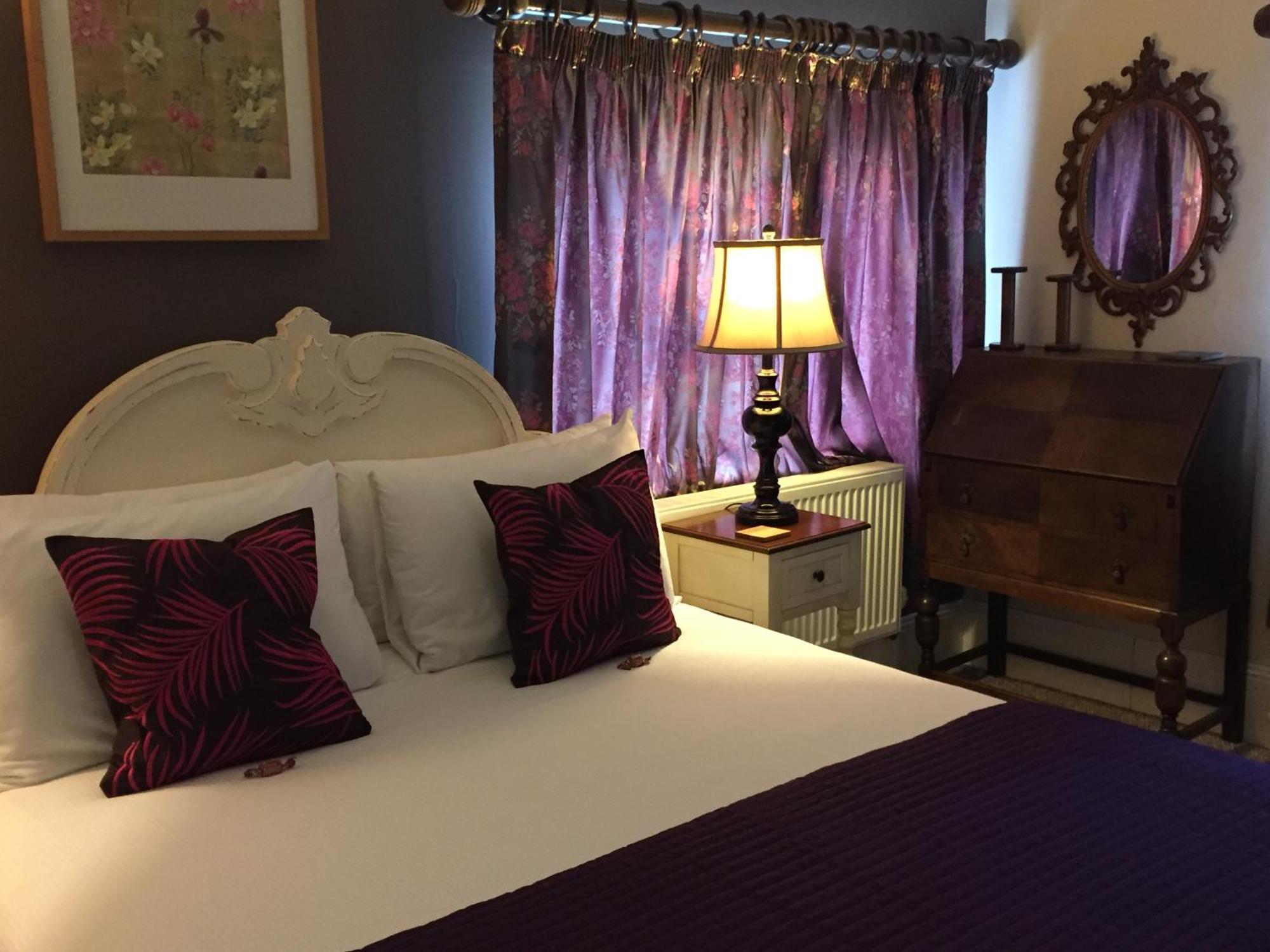 Farm Bed & Breakfast Milton Keynes