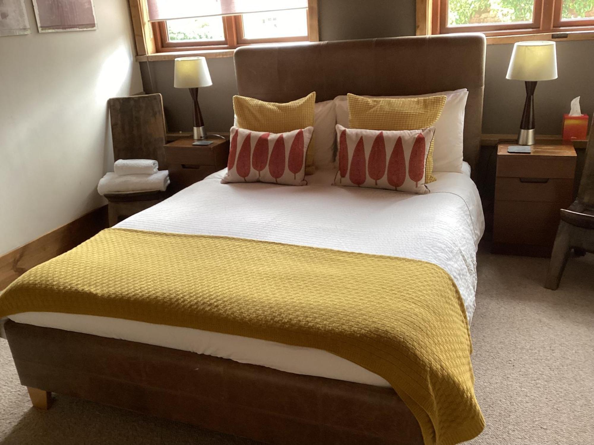Farm Bed & Breakfast Milton Keynes