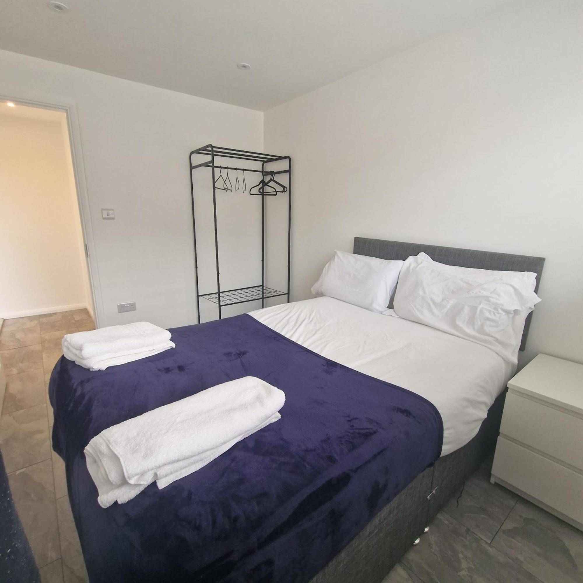 Quiet Location Next To Cmk Holiday home *