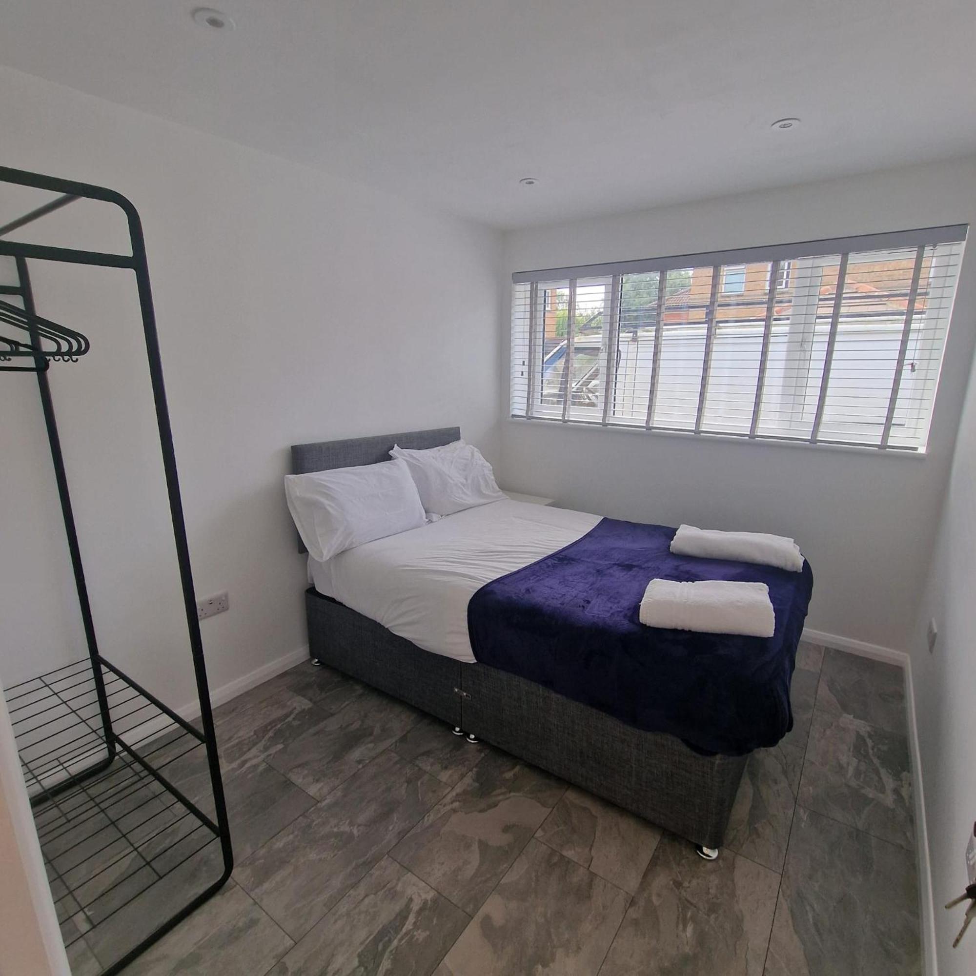Quiet Location Next To Cmk Holiday home *