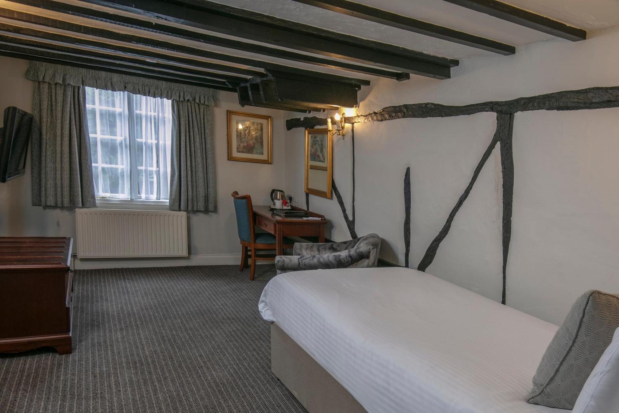 Western Moore Place Hotel