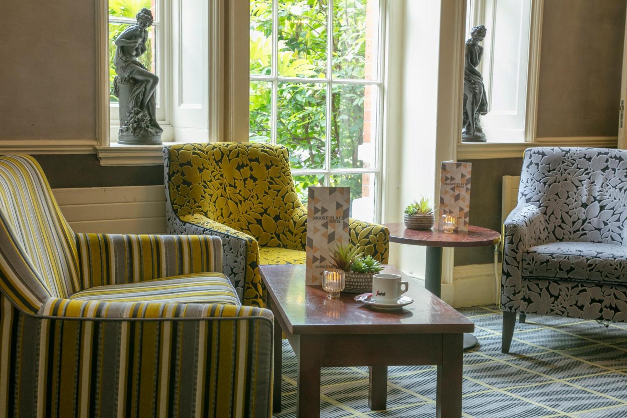 Western Moore Place Hotel 3*