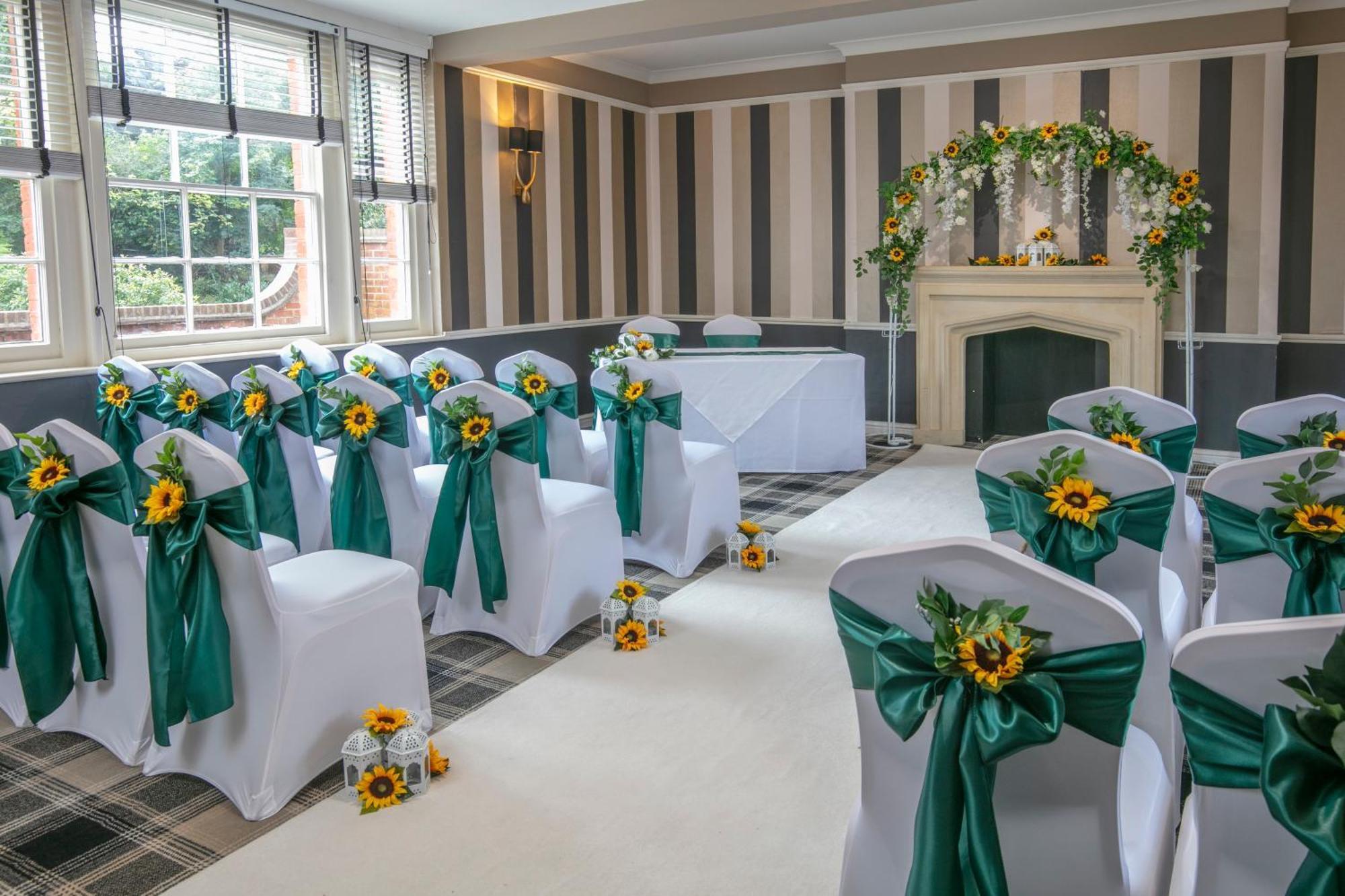 Western Moore Place 3* Milton Keynes