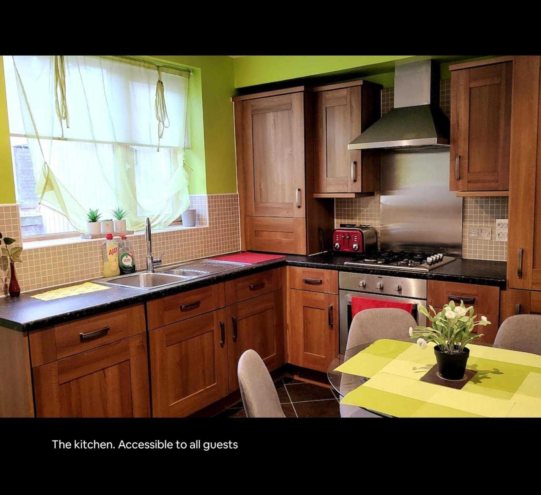 Guest house Trinity House 4 *
