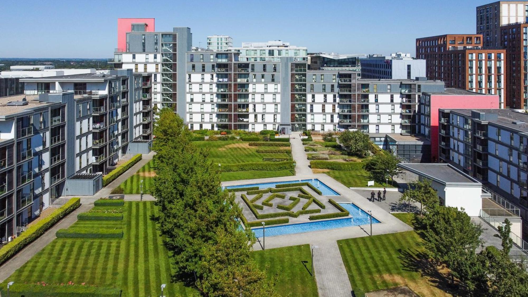 Apartment Cotels At Vizion: Serviced With Free Parking