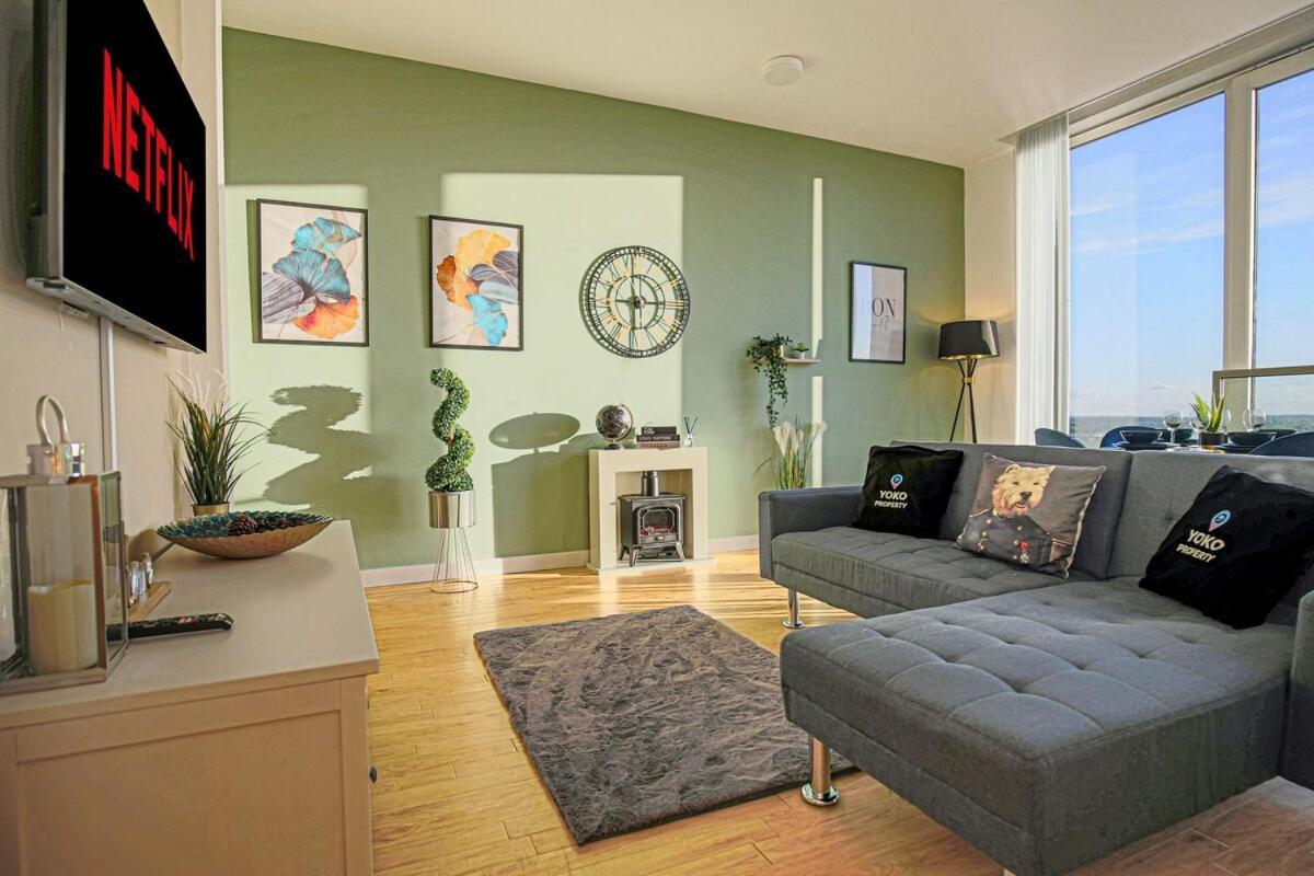 Penthouse Hub - Mk - Juliet Balcony, Free Parking, Fast Wi-fi And Smart Tv With Netflix By Yoko Apartment *