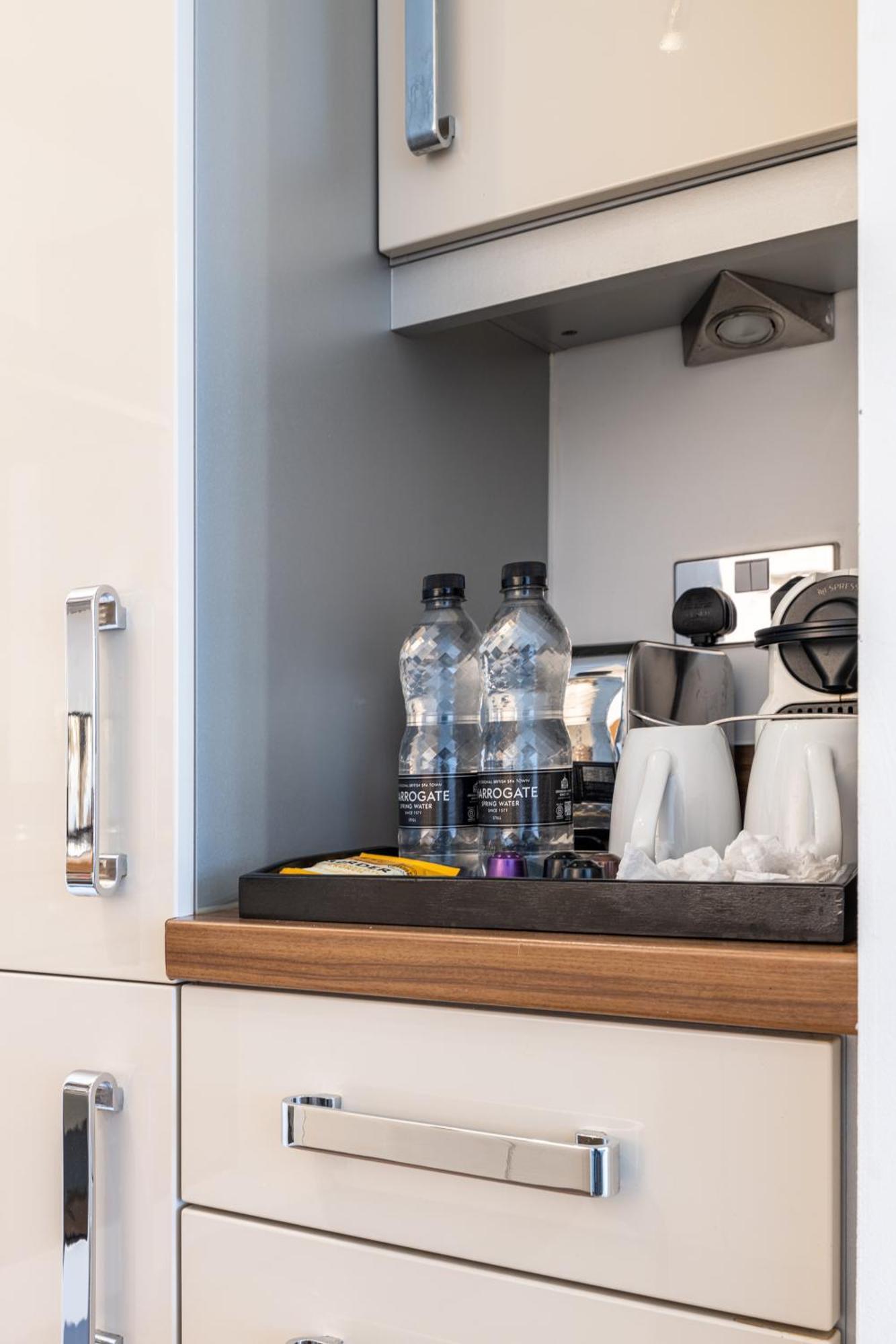 Brightleap Centre: Stylish Home-away With Smart Amenities * Milton Keynes