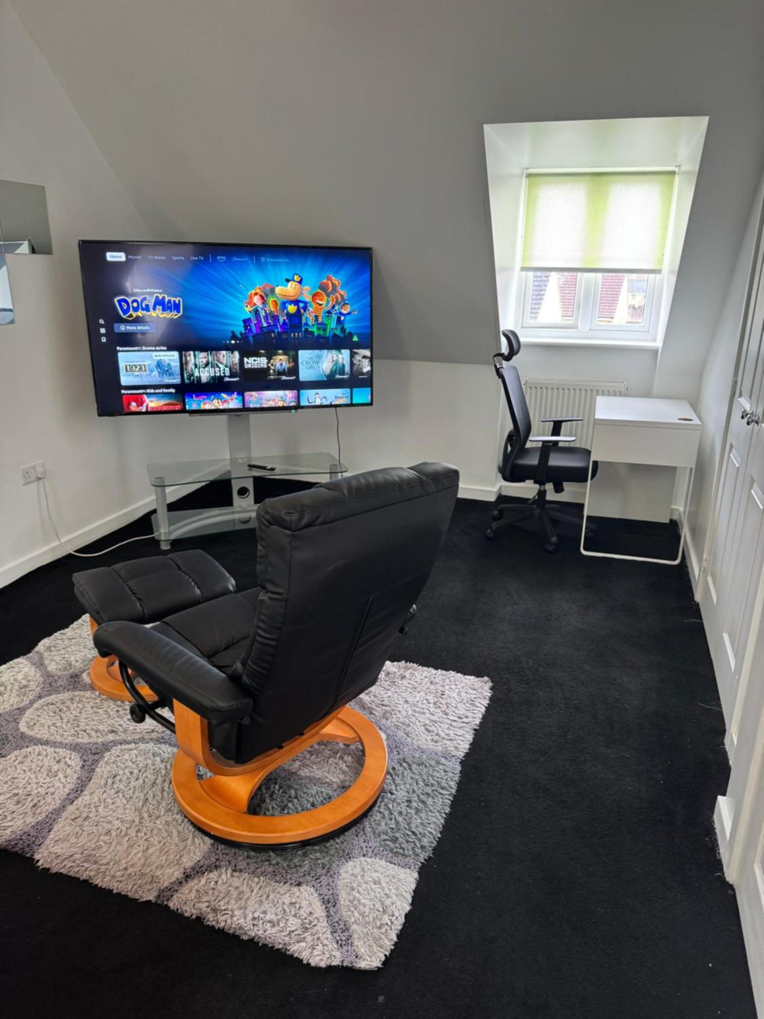 Homestay Away From Milton Keynes