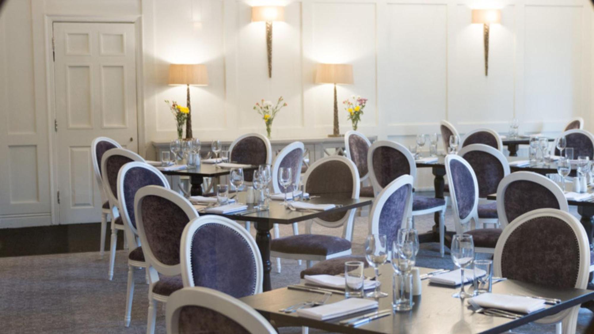 Holiday East M1 Junc 14 By Ihg Hotel Milton Keynes