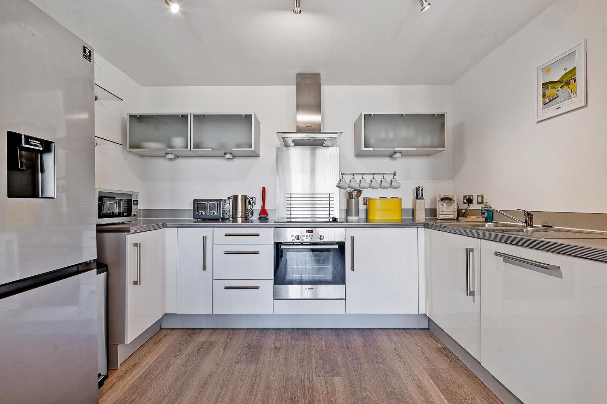 The Vizion Serviced From Pincott - Free Parking, Private Balcony, And Wifi Apartamento
