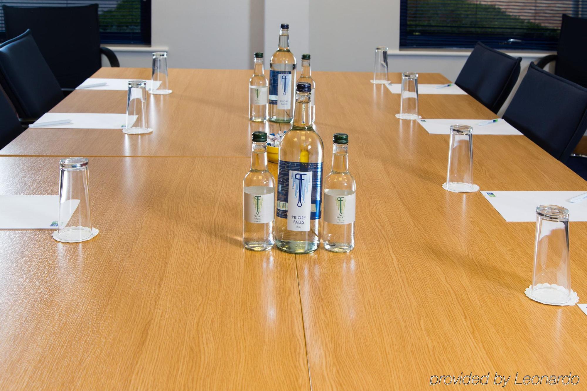 Express By Ihg Hotel Milton Keynes