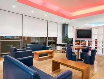 Ramada Encore Hotel 3*