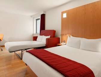 Hotel Ramada Encore 3*