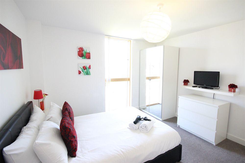Cotels At Vizion: Serviced With Free Parking Apartment *
