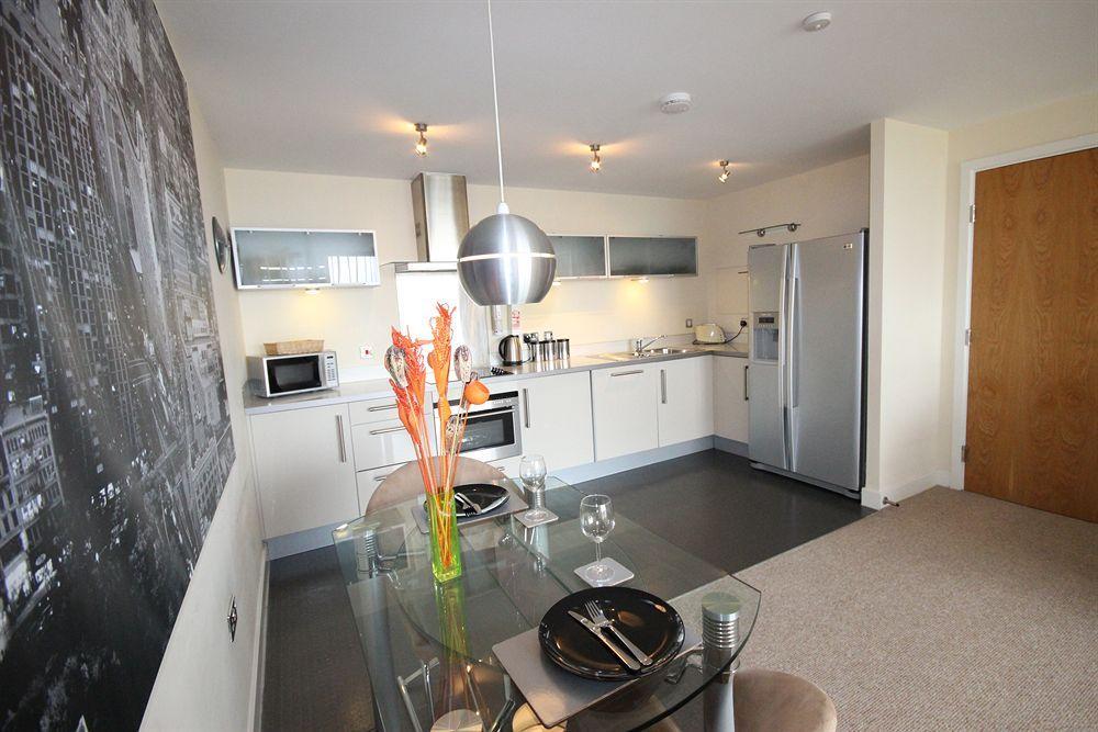 Cotels At Vizion: Serviced With Free Parking Apartment Milton Keynes