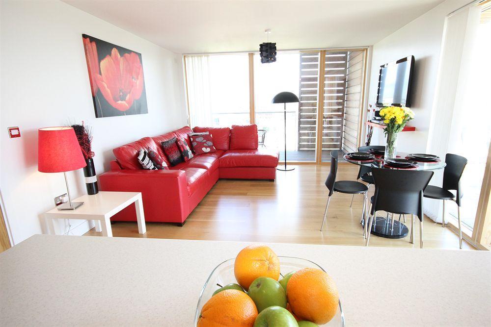 Cotels At Vizion: Serviced With Free Parking Apartment *