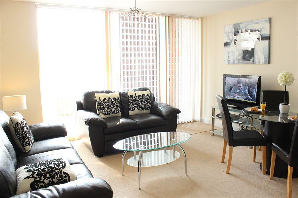 Cotels At Vizion: Serviced With Free Parking Apartment *