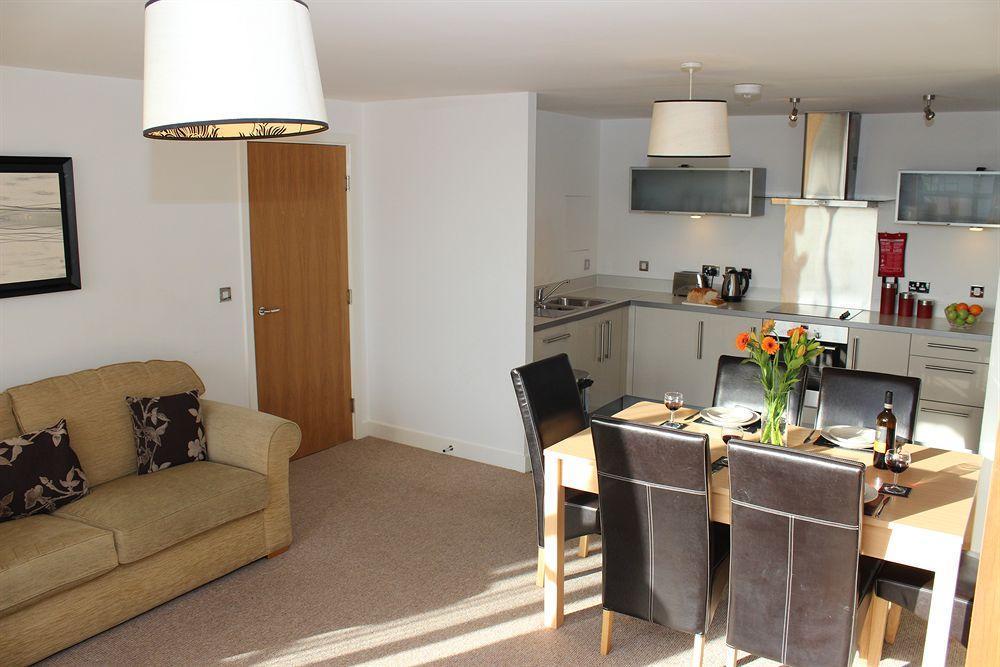 Cotels At Vizion: Serviced With Free Parking Apartment *