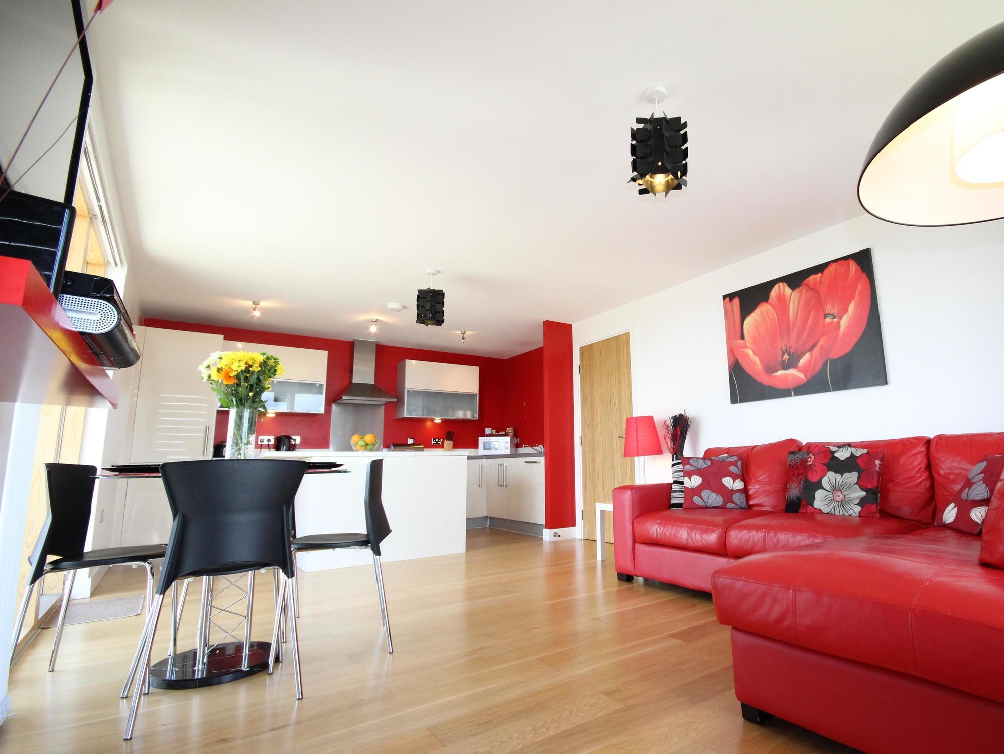 Cotels At Vizion: Serviced With Free Parking Apartment