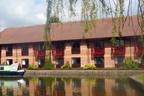 Lodge Peartree Waterside *