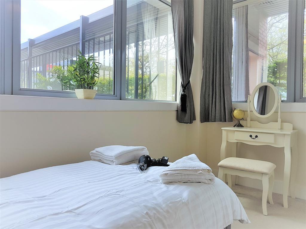Mk City Centre Serviced Milton Keynes