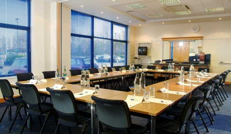 Express By Ihg Hotel