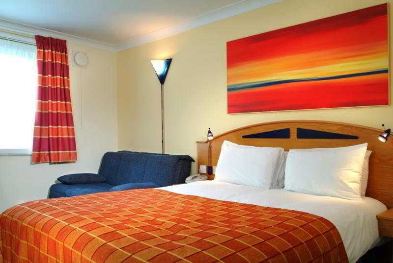 Express By Ihg 3*