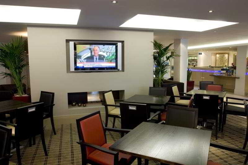Express By Ihg Hotel 3*