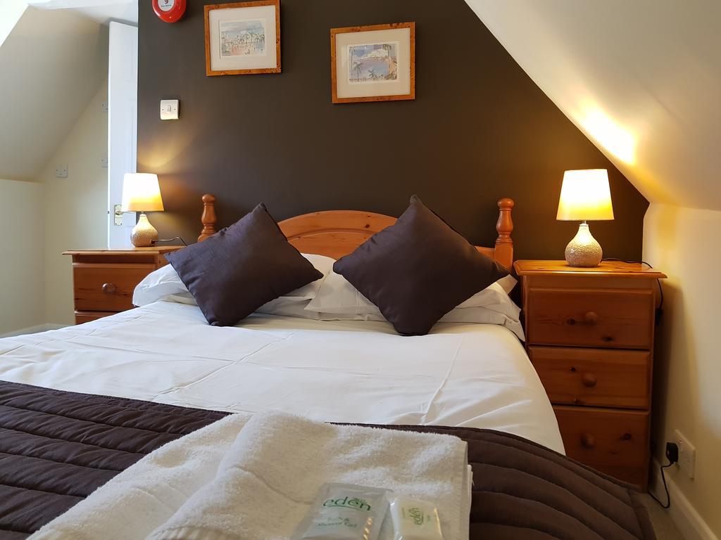 Hotel Old George 3*