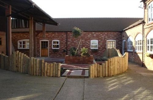 Hotel The Old Stables 4*