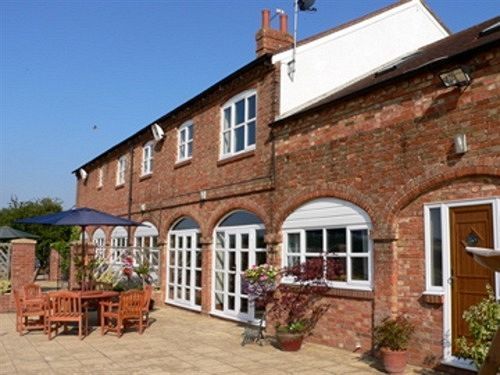 Hotel The Old Stables 4*