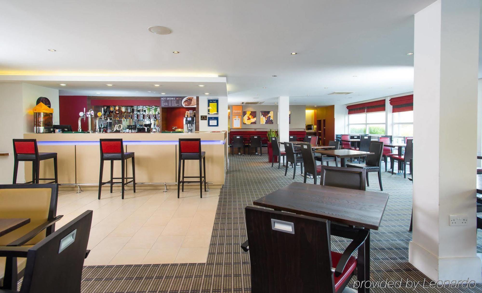 Express By Ihg Hotel 3*
