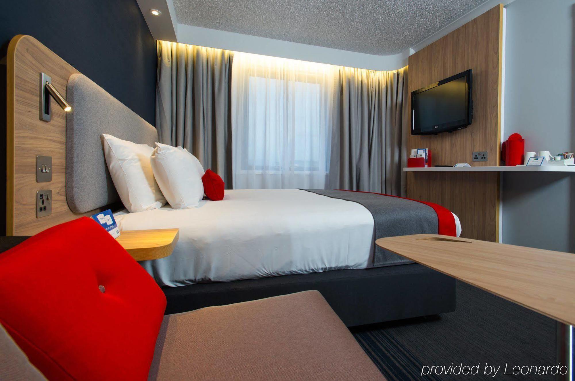 Express By Ihg 3* Milton Keynes