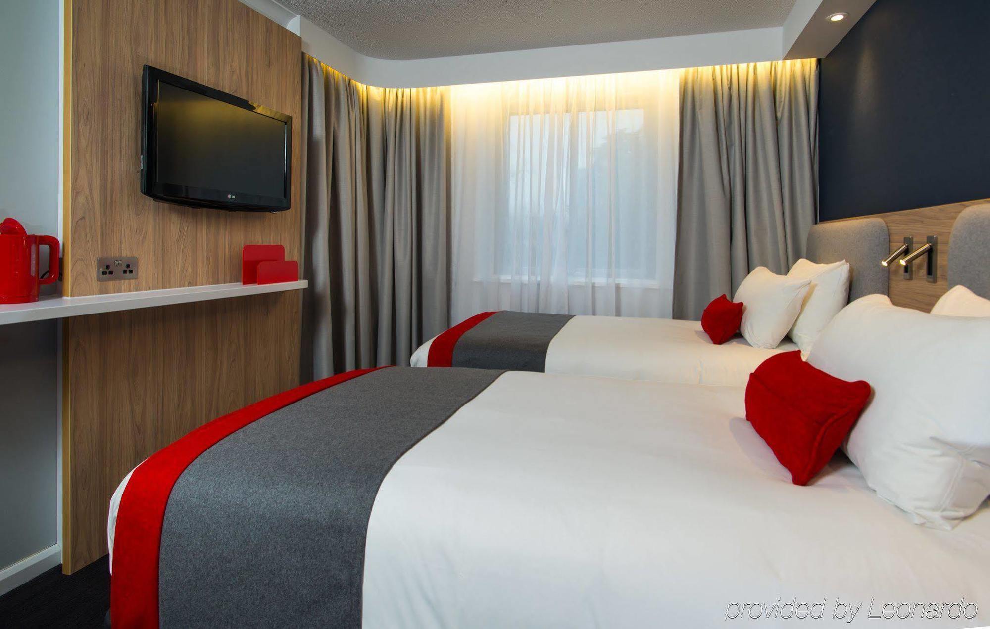 Express By Ihg Hotel Milton Keynes
