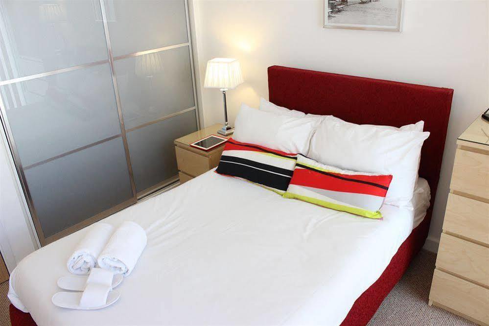 Cotels At Vizion: Serviced With Free Parking Apartment