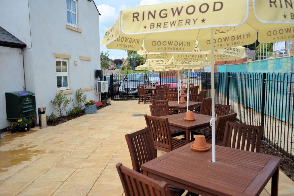 The Swan @old Stratford Hotel