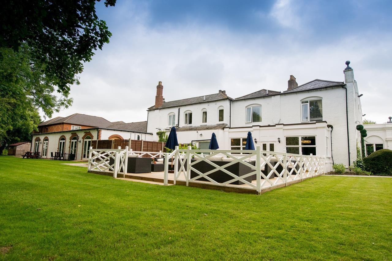 Worldhotels Distinctive Woughton House Hotel Milton Keynes