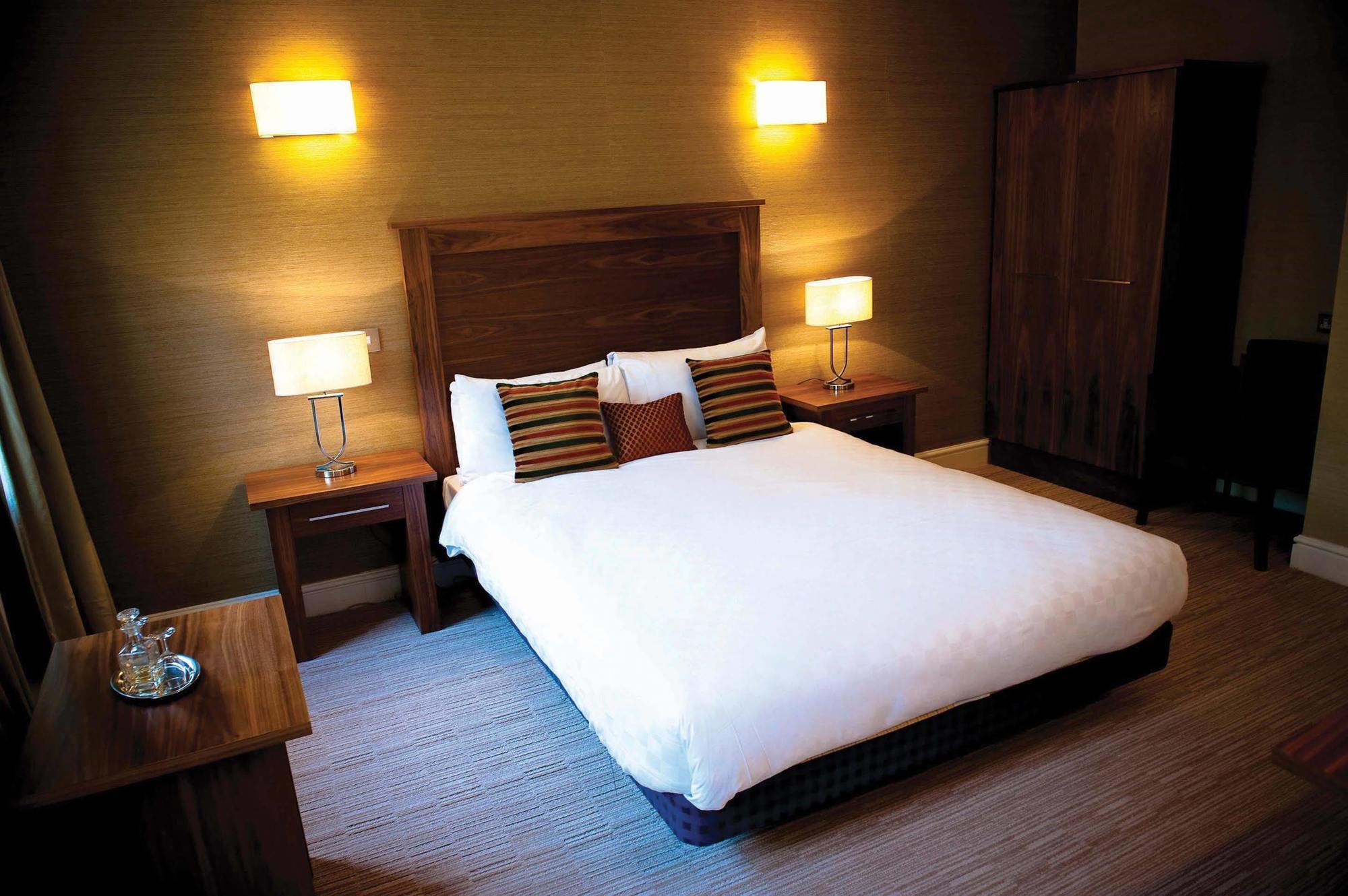 Western Moore Place Hotel Milton Keynes