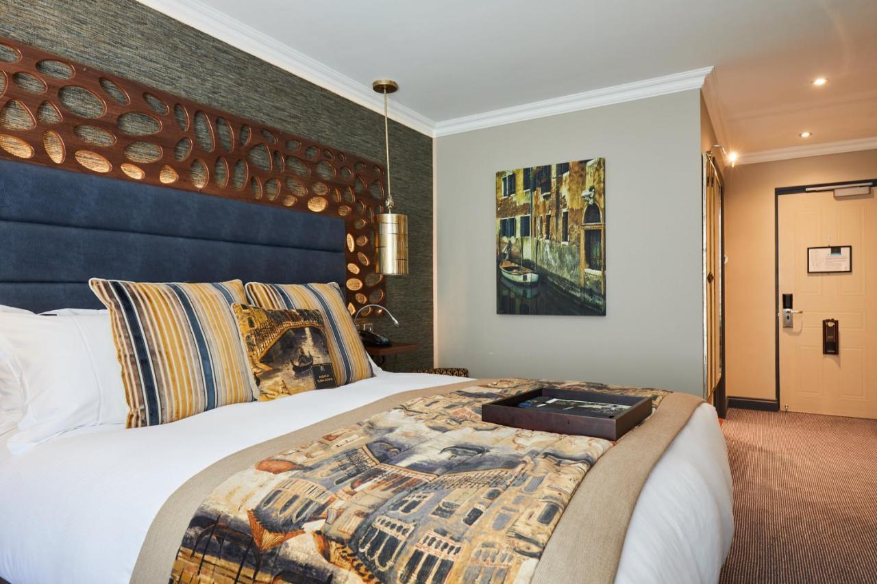Worldhotels Distinctive Woughton House Hotel 4*