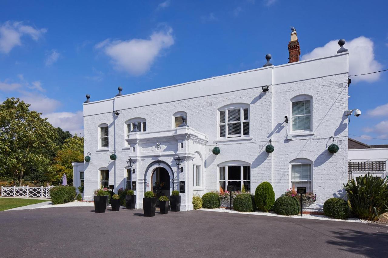 Hotel Worldhotels Distinctive Woughton House 4*