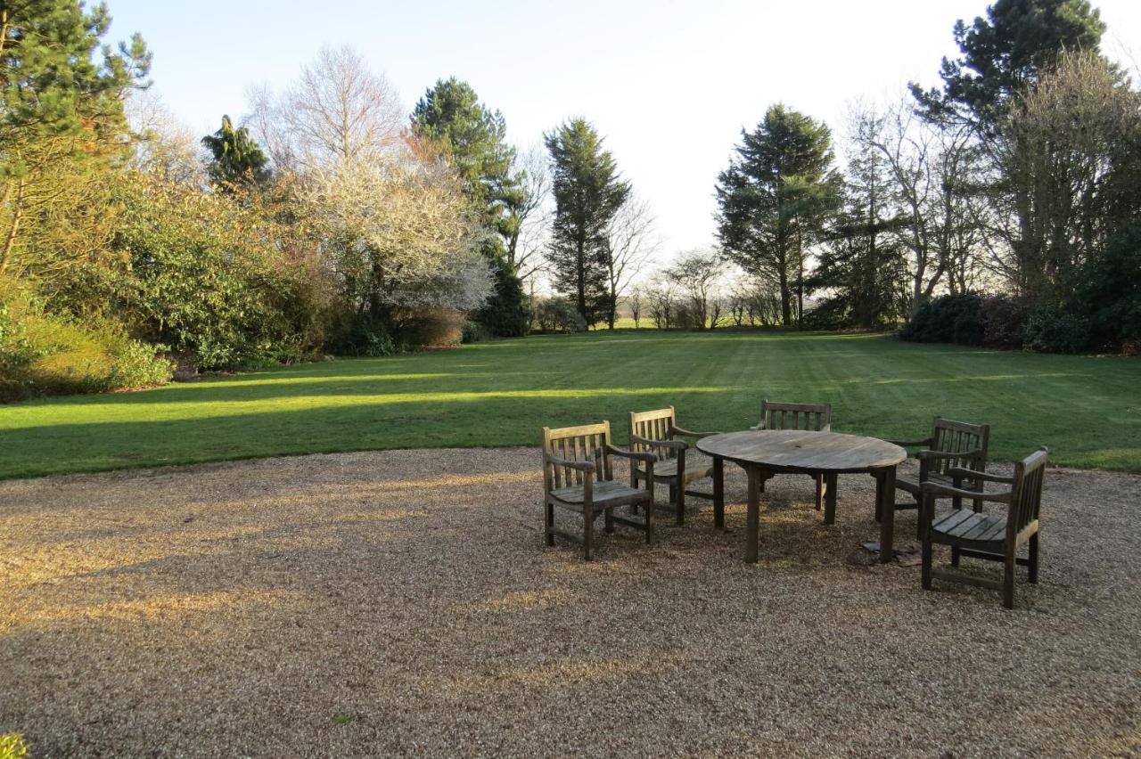 Furtho Manor Farm Bed & Breakfast