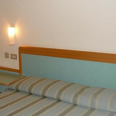 Ramada Hotel 4*