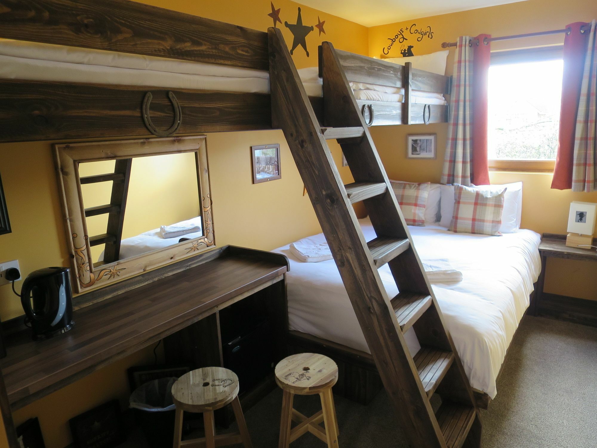 Adventurer's Village 3* Milton Keynes