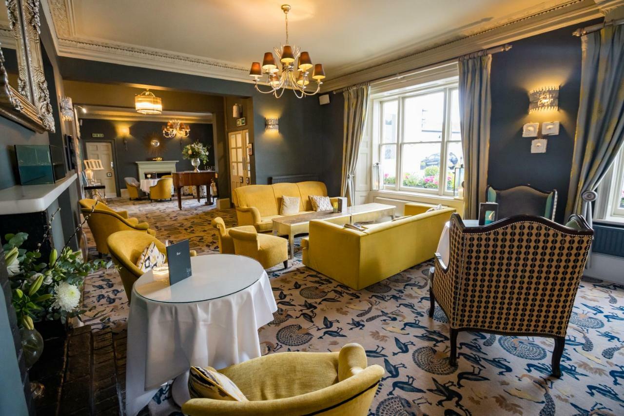 Worldhotels Distinctive Woughton House Hotel 4*