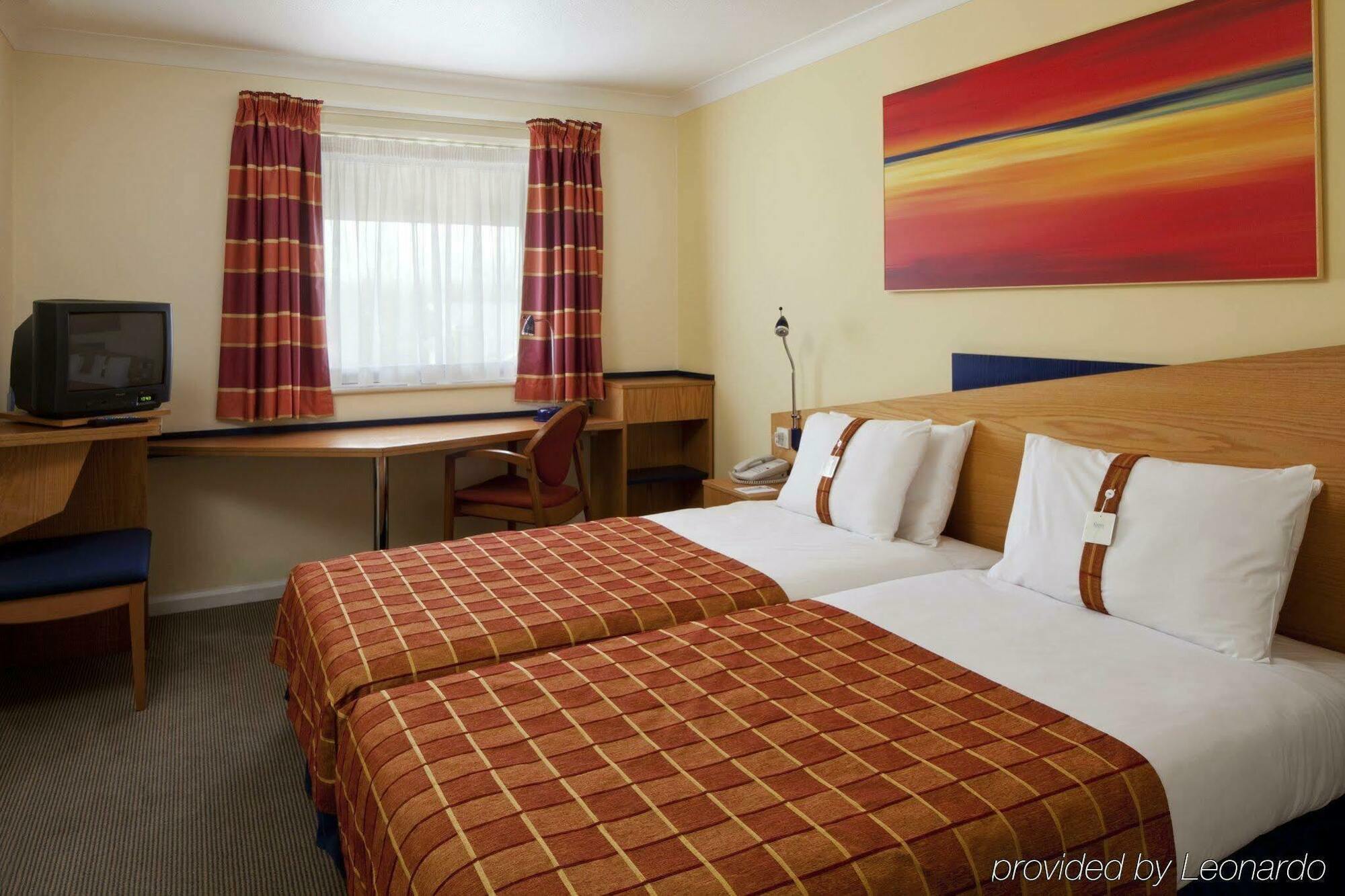 Express By Ihg 3* Milton Keynes