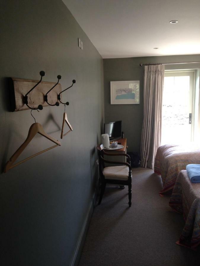 Church End 3*