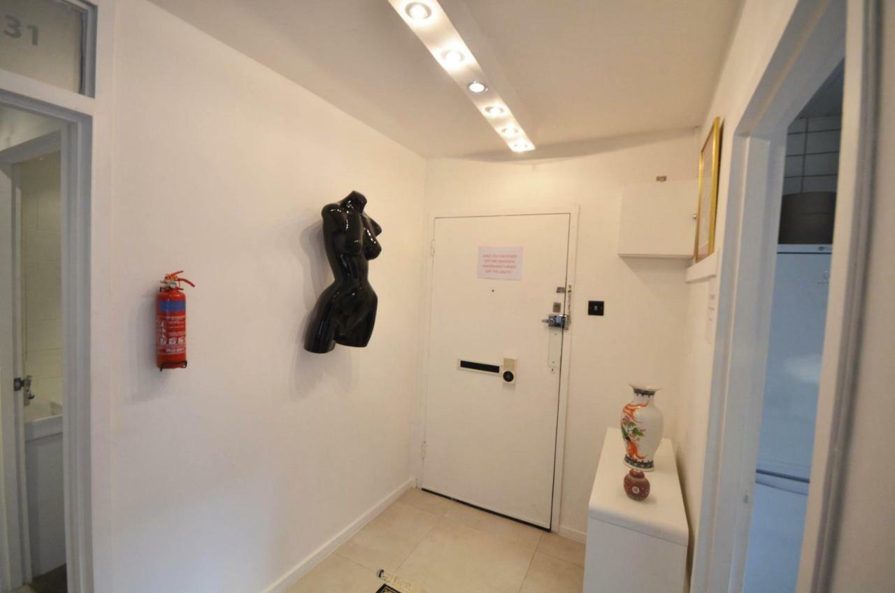 Apartment Canal Side Mk