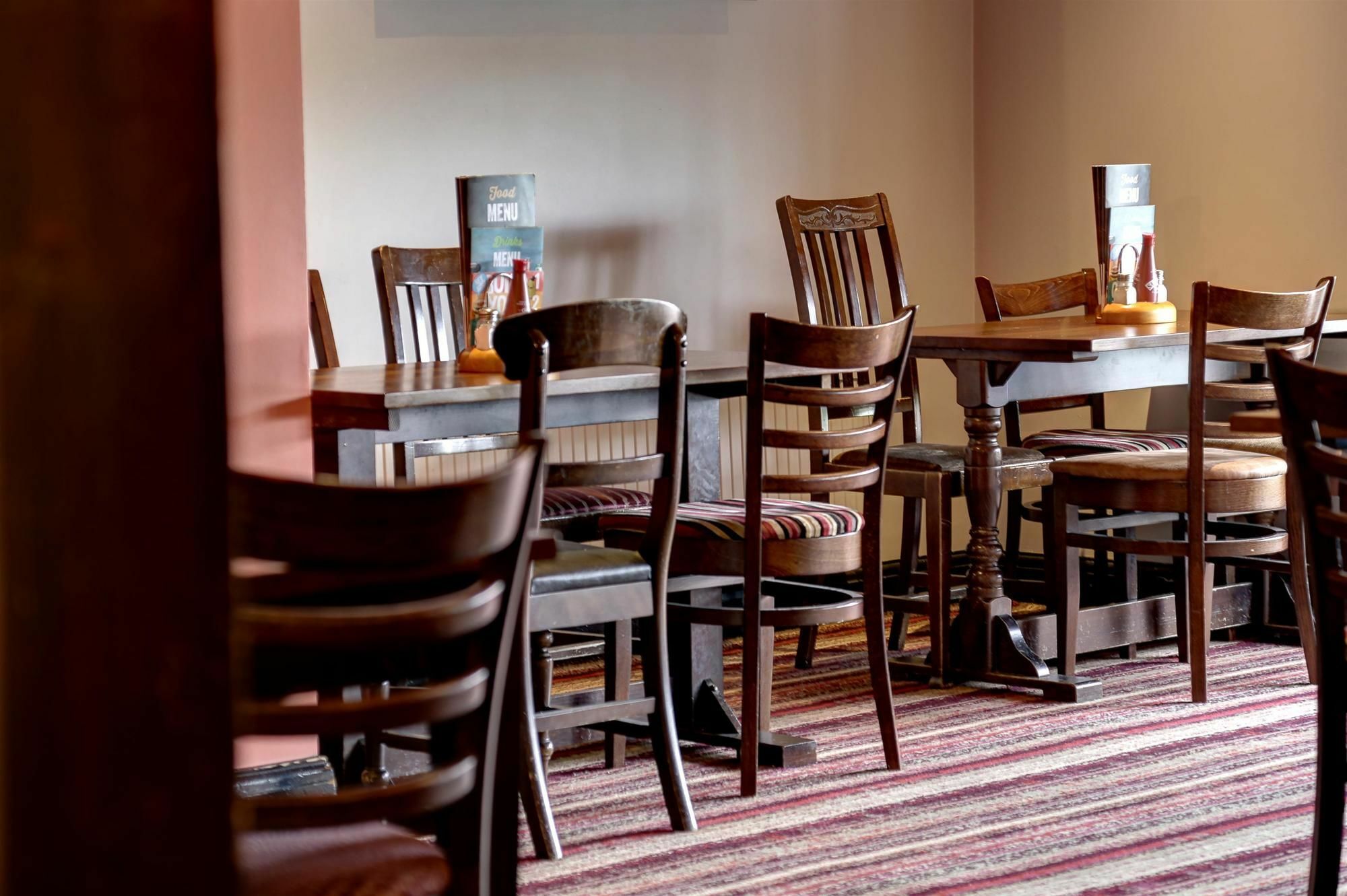 The Broughton By Greene King 3* Milton Keynes